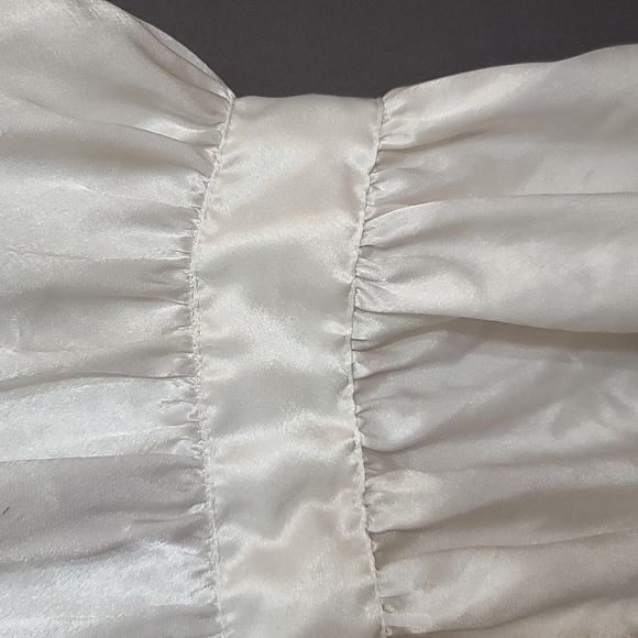 Intimo Amore Belted Robe Off White Satiny Lace Insets Pockets. Size M EUC - Picture 6 of 10